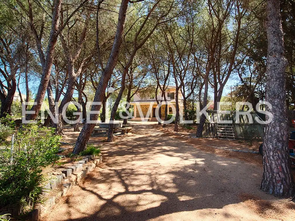 Außenansicht von Haus oder Chalet zum Verkauf in Mollet de Peralada mit Heizung, Terrasse und Abstellraum