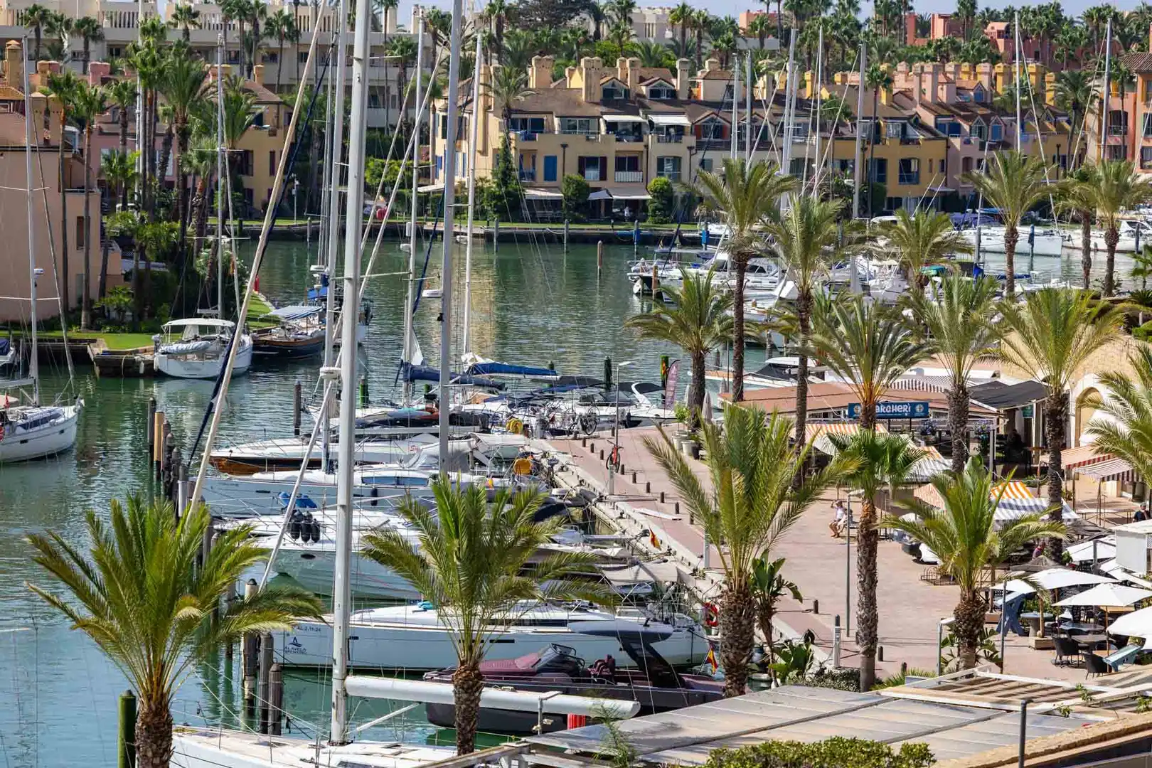 Apartment with pool for sale in Puerto de Sotogrande - La Marina, imagen 16