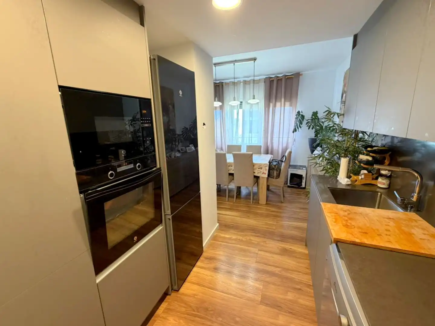 Kitchen of Flat for sale in El Prat de Llobregat  with Air Conditioner, Parquet flooring and Terrace