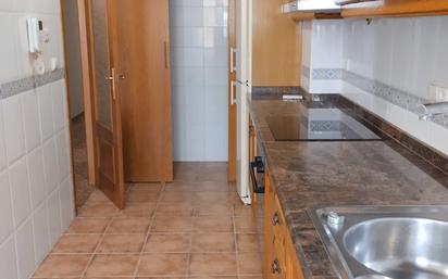 Kitchen of Flat for sale in Sedaví  with Air Conditioner and Oven