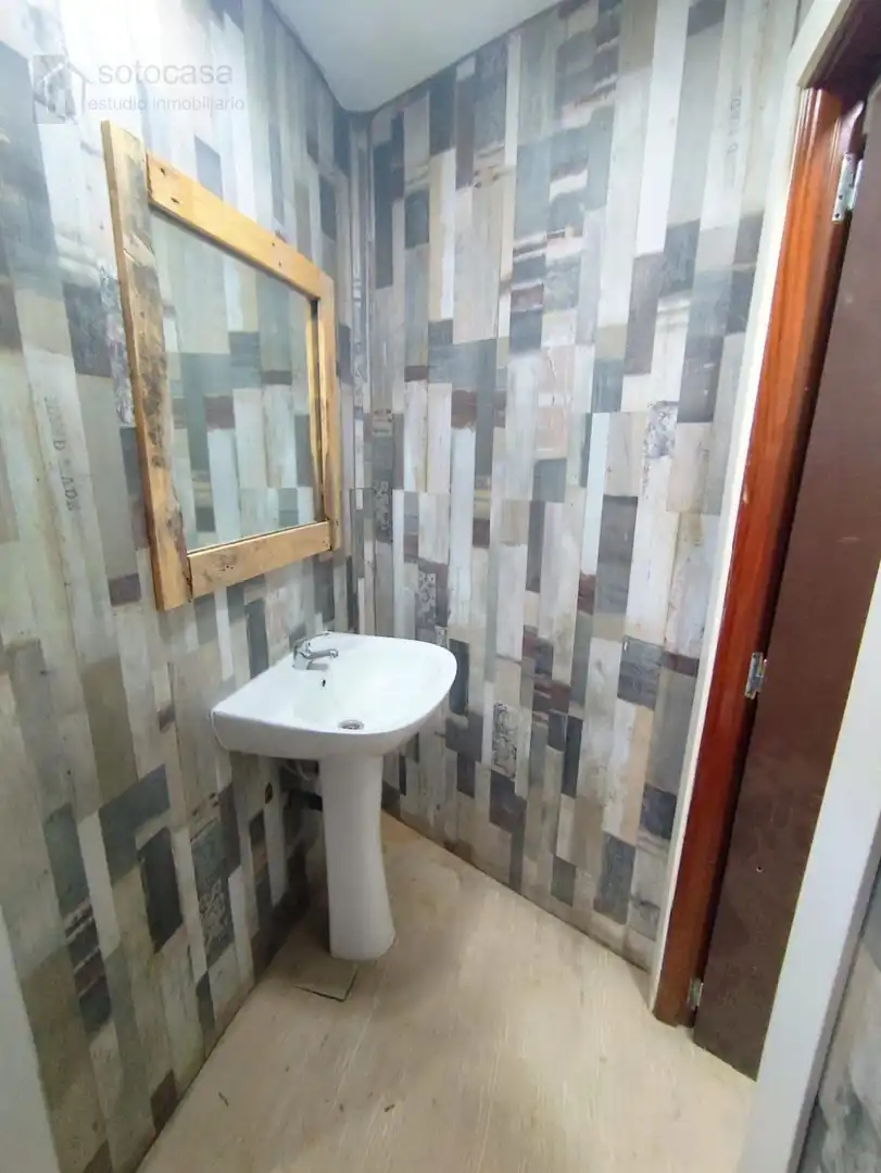Bathroom of Commercial properties for sale in Tudela de Duero  with Air Conditioner