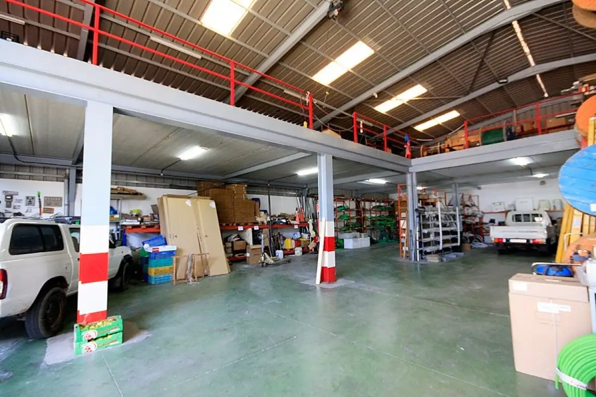 Nave industrial en venta en Calle MORERA, Cruce de Arinaga