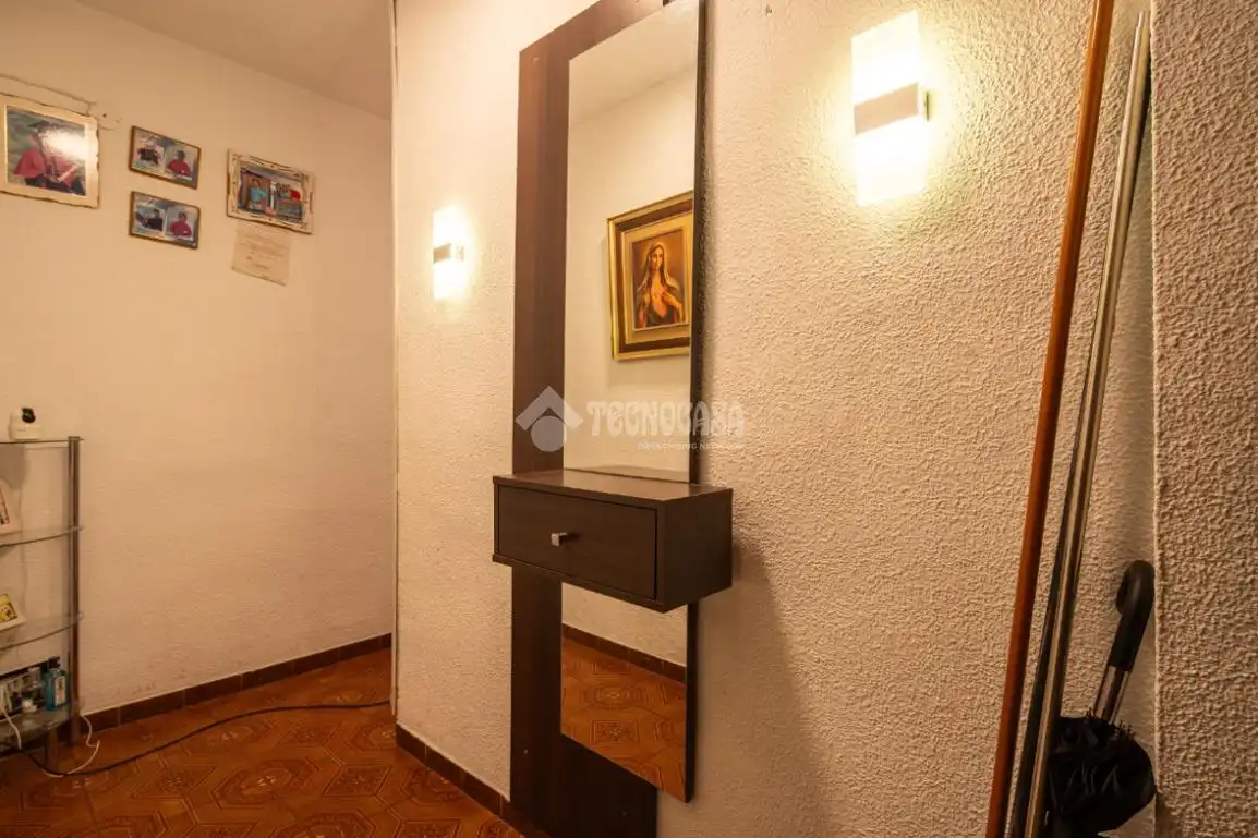 Flat for sale in Granada  with Balcony