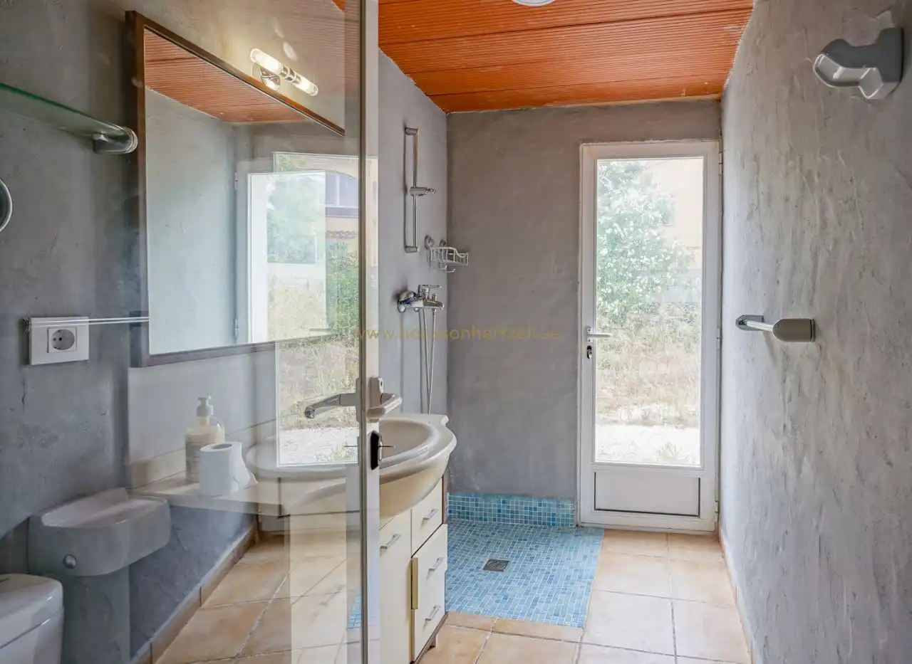 Baño de Apartamento en venta en L'Atzúbia con Calefacción