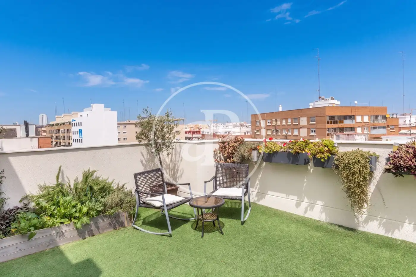 Terrasse von Dachboden zum Verkauf in Valencia mit Klimaanlage, Heizung und Privatgarten