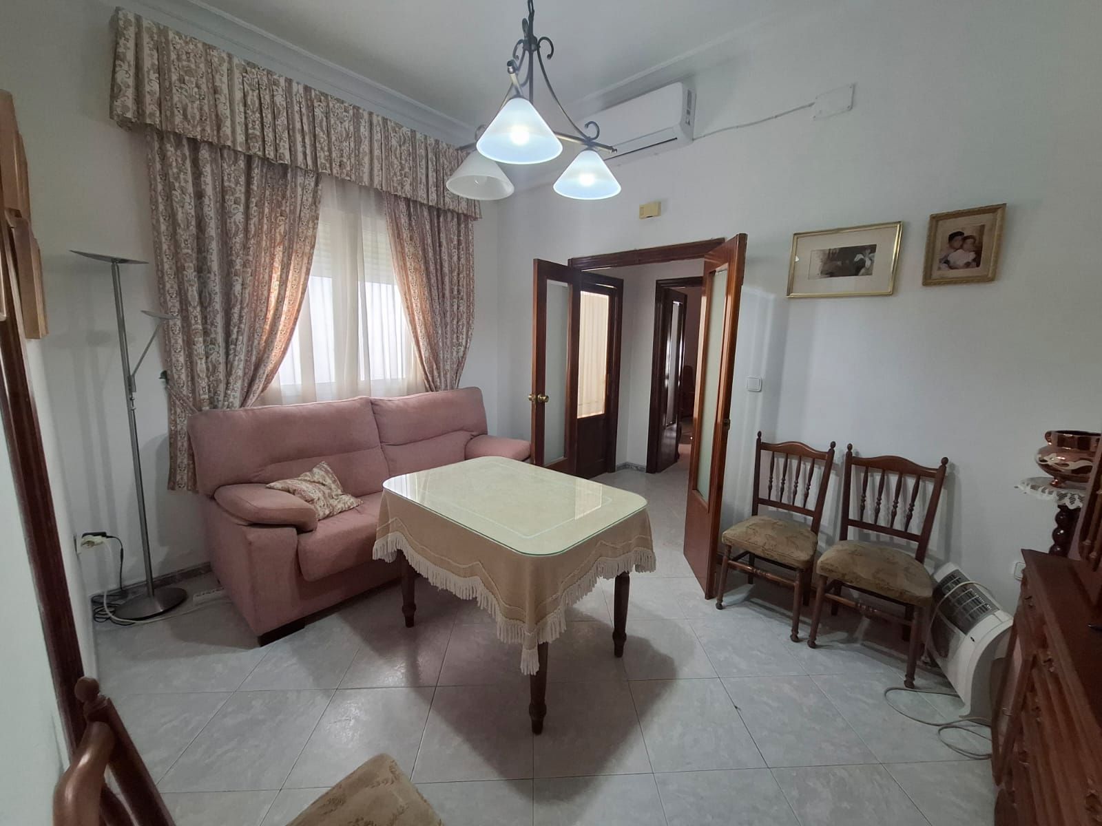Sala d'estar de Pis en venda en Moguer amb Terrassa, Traster i Balcó
