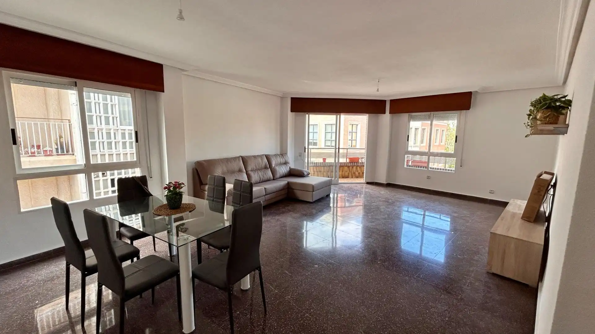 Sala de estar de Piso para compartir en Murcia con Terraza, Amueblado y Balcón
