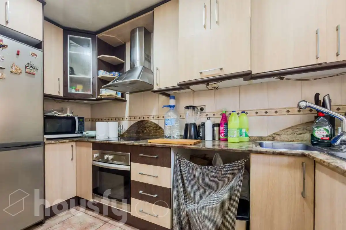 Kitchen of Flat for sale in El Prat de Llobregat  with Air Conditioner, Heating and Terrace