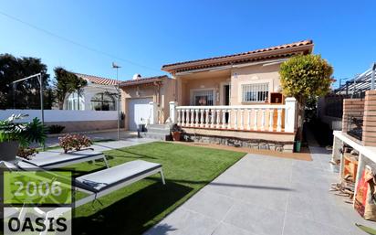 Exterior view of House or chalet for sale in Mont-roig del Camp  with Air Conditioner and Terrace