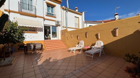 Foto 3 de Casa adosada en venta en Fuentemora, Antequera