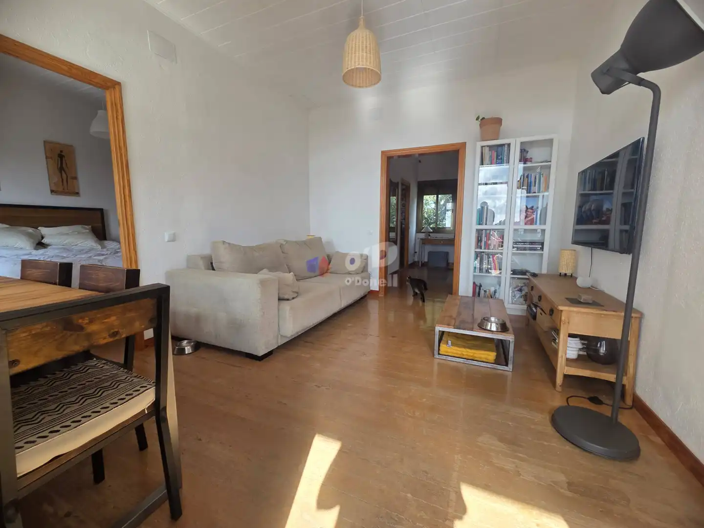 Sala d'estar de Pis en venda en Barcelona amb Jardí privat, Terrassa i Traster