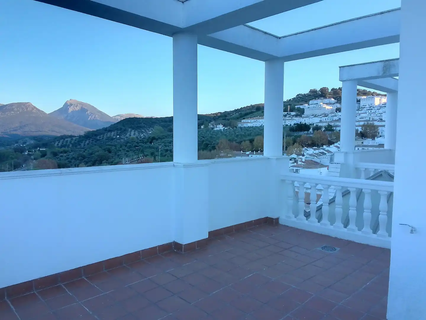 Terraza de Casa o chalet en venta en Prado del Rey con Jardín privado, Terraza y Amueblado