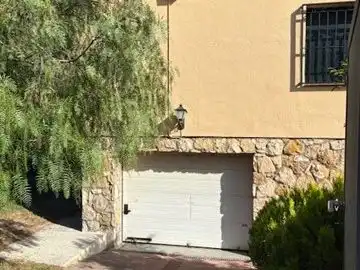 Villa con giardino in affitto a penedes 28, imagen 2