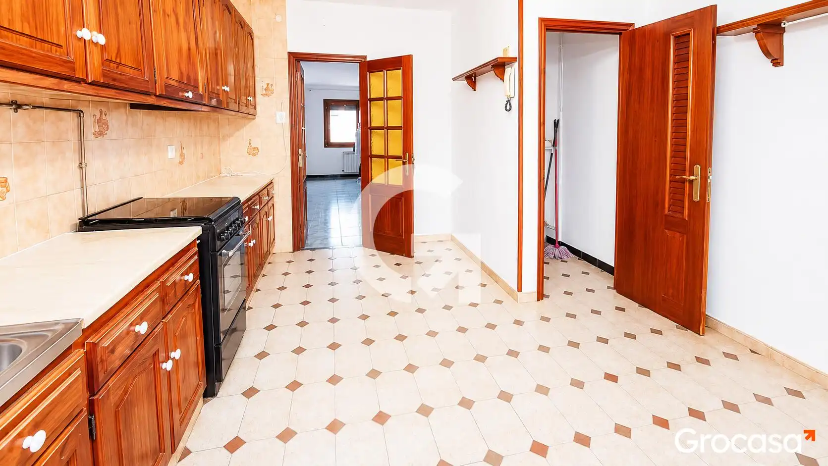 Cocina de Piso en venta en Vilanova i la Geltrú con Calefacción