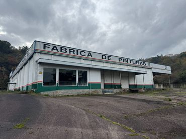 Industriegebäude zur Miete in San Cibrao das Viñas