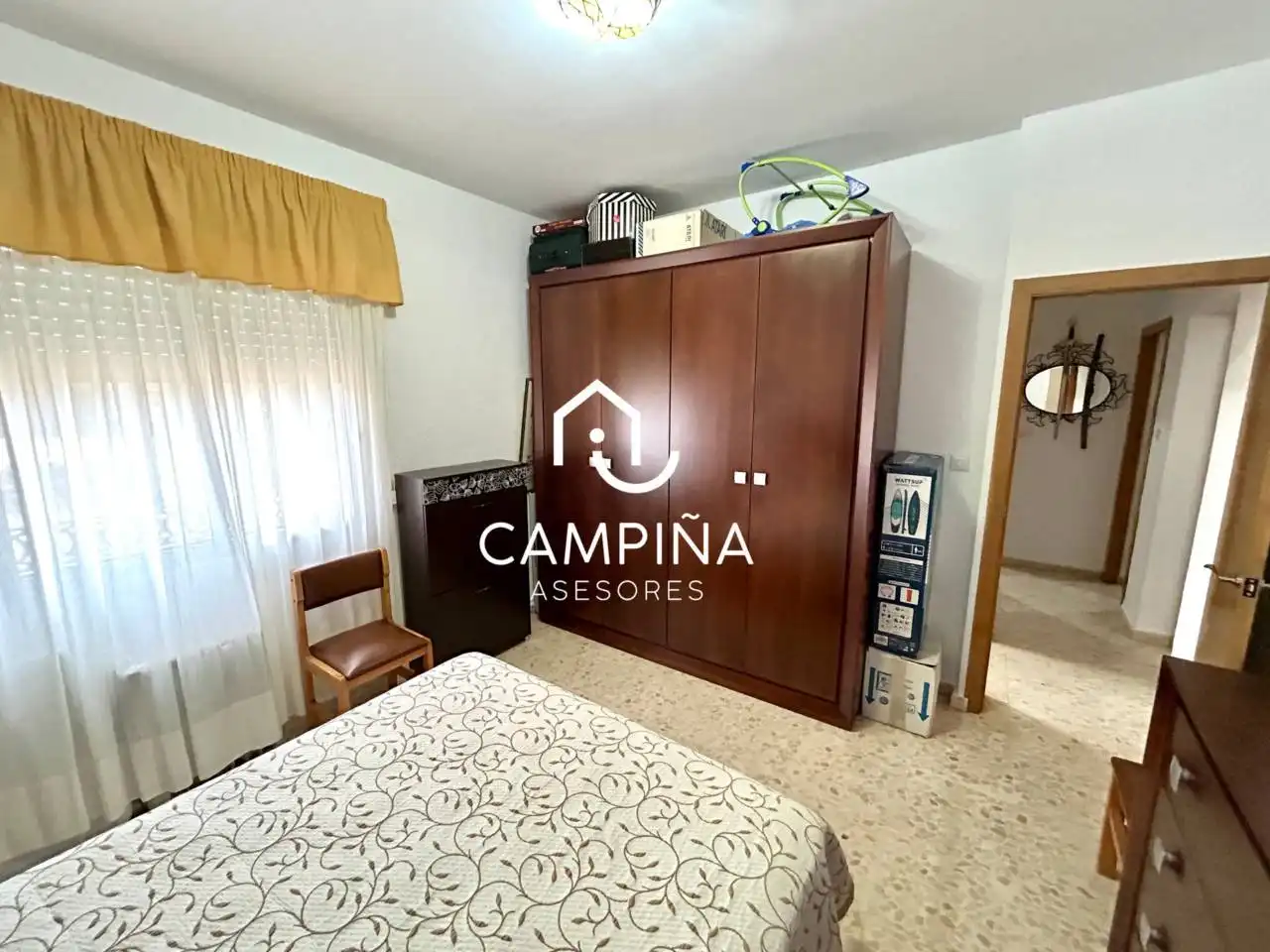 Dormitori de Finca rústica en venda en Beas amb Aire condicionat, Jardí privat i Terrassa