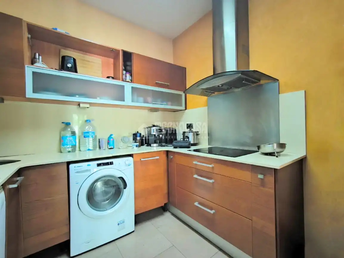 Cocina de Piso en venta en Barcelona con Balcón
