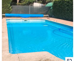 Piscina de Casa o xalet en venda en Aldeamayor de San Martín amb Calefacció, Terrassa i Forn