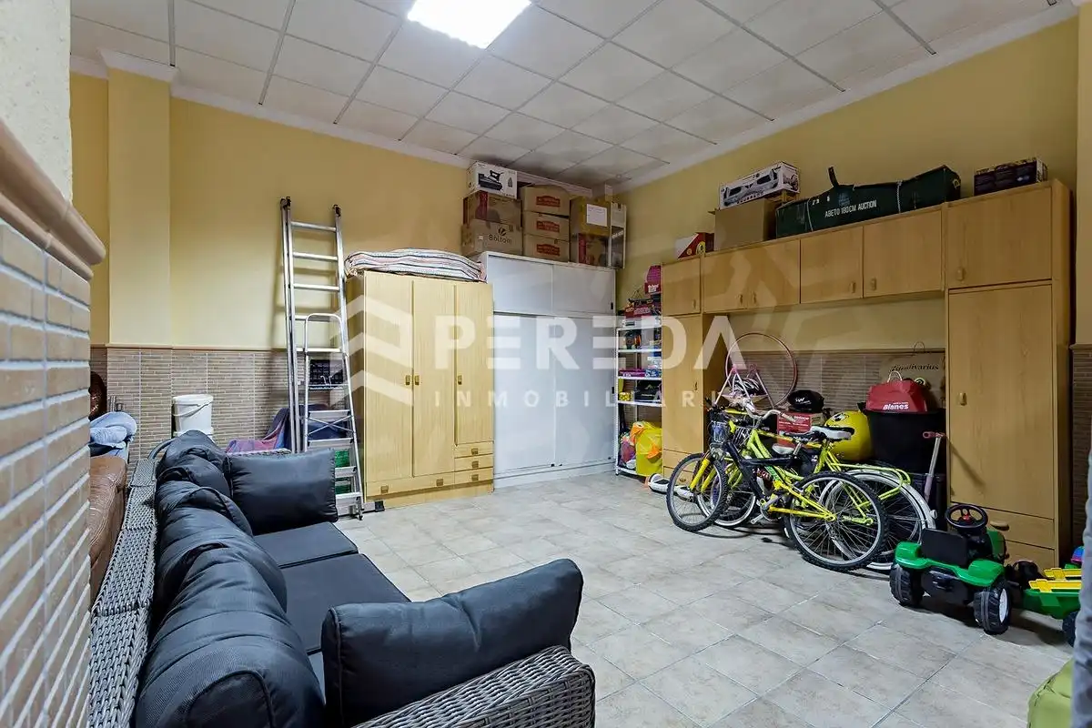 Casa adosada en venta en Roquetas de Mar con Aire acondicionado, Jardín privado y Terraza