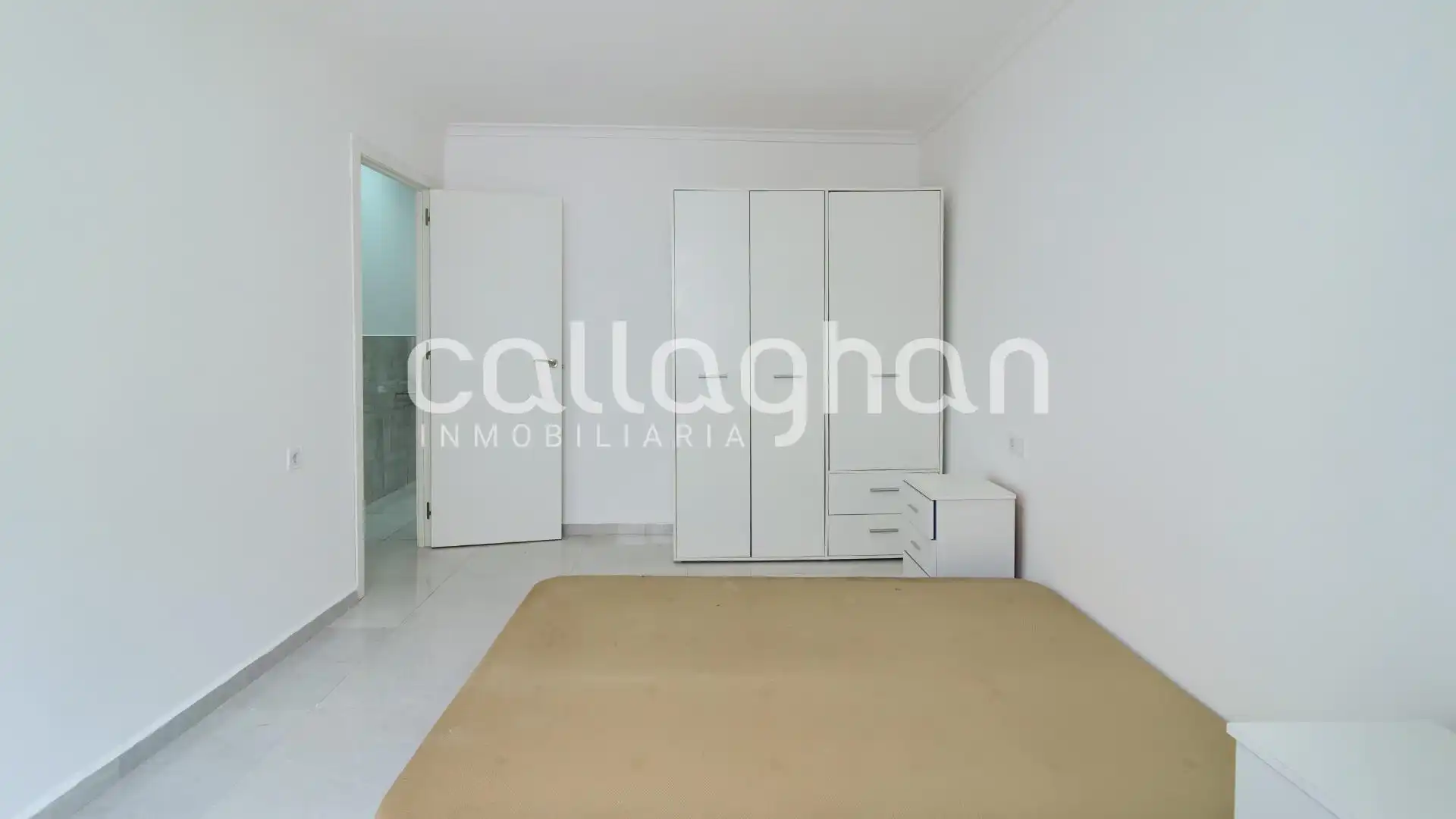 Piso en venta en Sagunto / Sagunt con Terraza