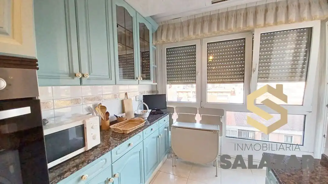 Flat for rent in Haro Plaza, Santutxu - Basarrate