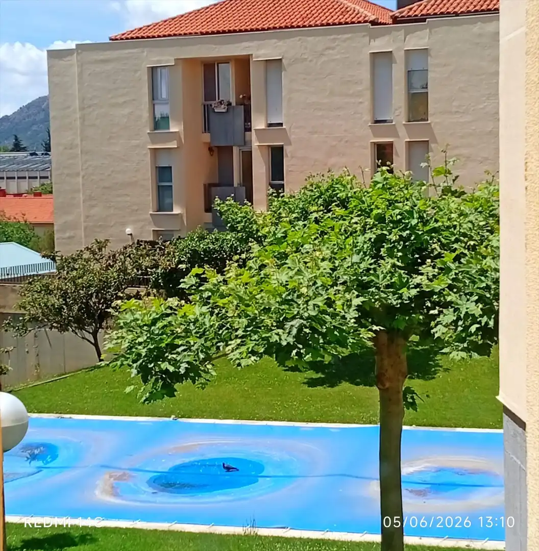 Piscina de Pis en venda en San Lorenzo de El Escorial amb Calefacció, Traster i Piscina comunitària