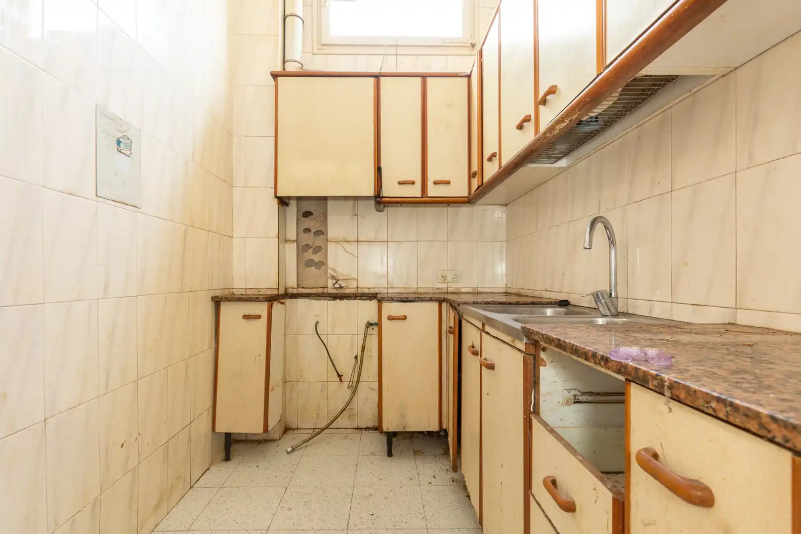 Cocina de Planta baja en venta en Barcelona con Terraza, Amueblado y Balcón