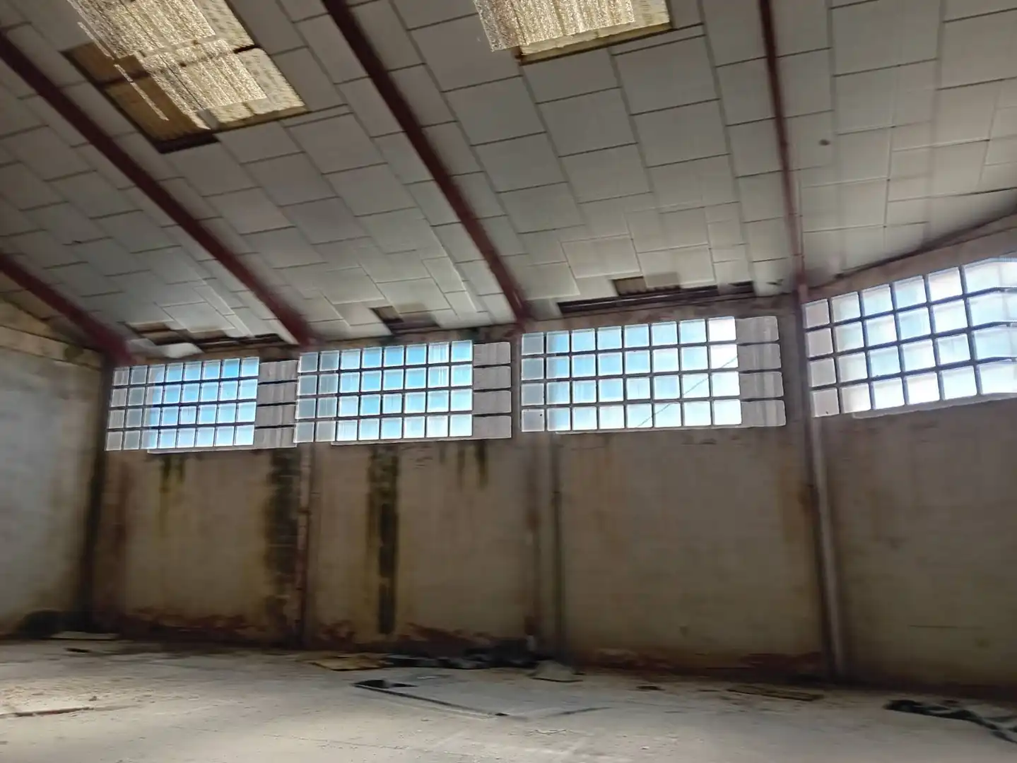 Vista exterior de Nau industrial de lloguer en Calahorra
