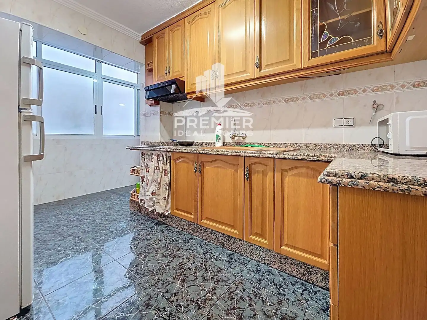 Wohnung zur Miete in Mariana Pineda, Plaza de Toros - Avenida Chapí - Trinquete