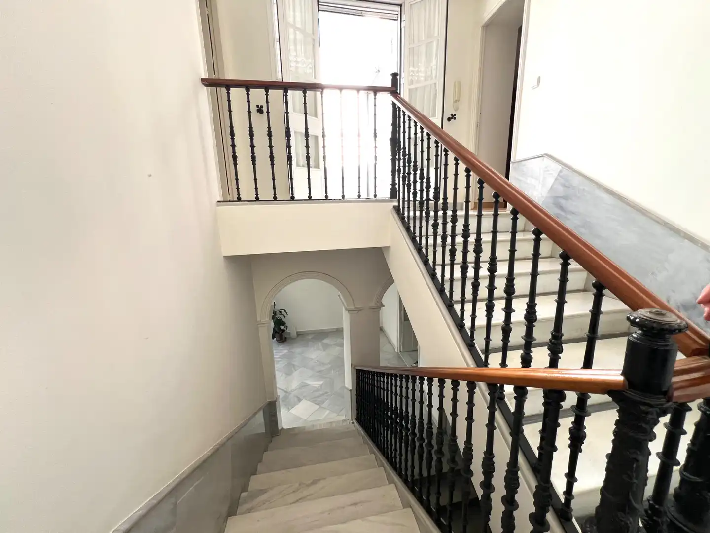 Casa con terraza en venta en Centro - Calzada - Cabo Noval, imagen 9