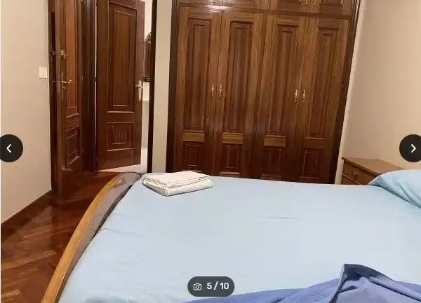 Habitación de Piso en venta en Vigo  con Jardín privado, Terraza y Amueblado