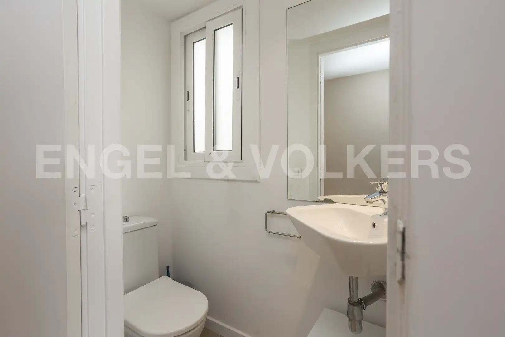 Attic for rent in L'Antiga Esquerra de l'Eixample