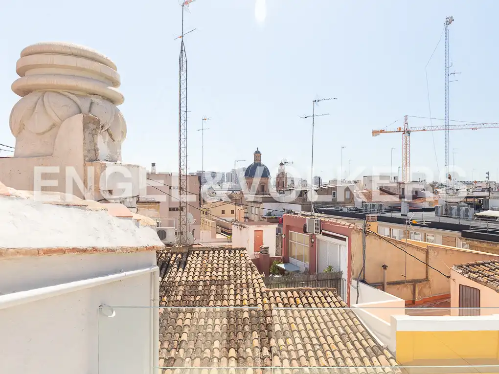 Vista exterior de Àtic de lloguer en Valencia amb Aire condicionat, Calefacció i Terrassa