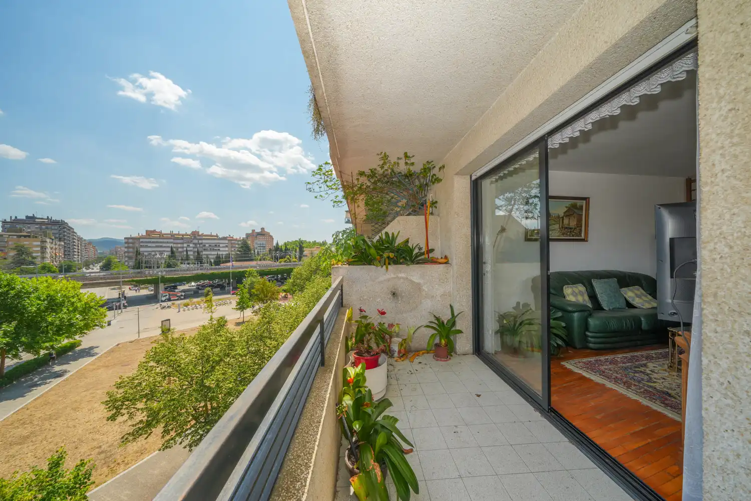 Terraza de Piso en venta en Girona con Calefacción, Parquet y Terraza