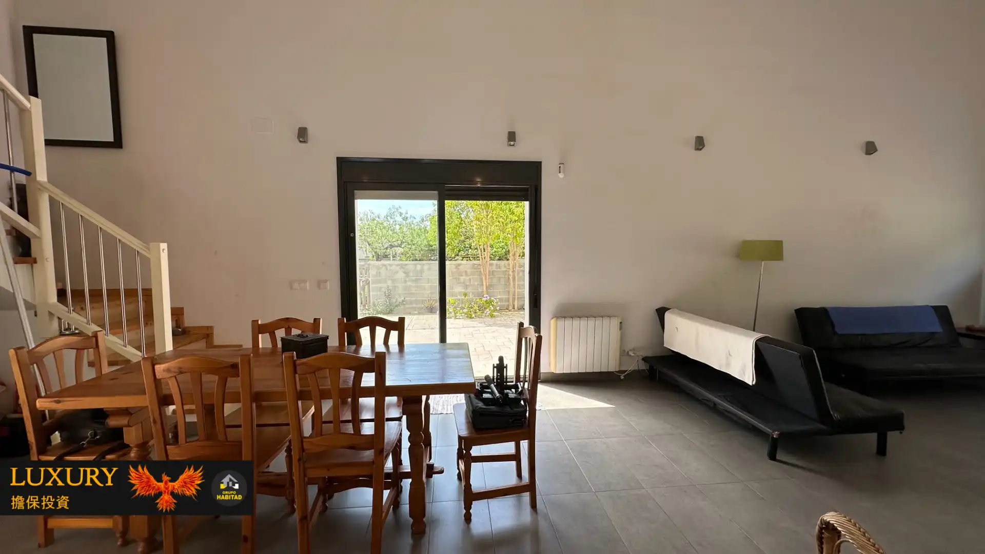 Außenansicht von Haus oder Chalet zum Verkauf in Cunit mit Heizung, Privatgarten und Schwimmbad