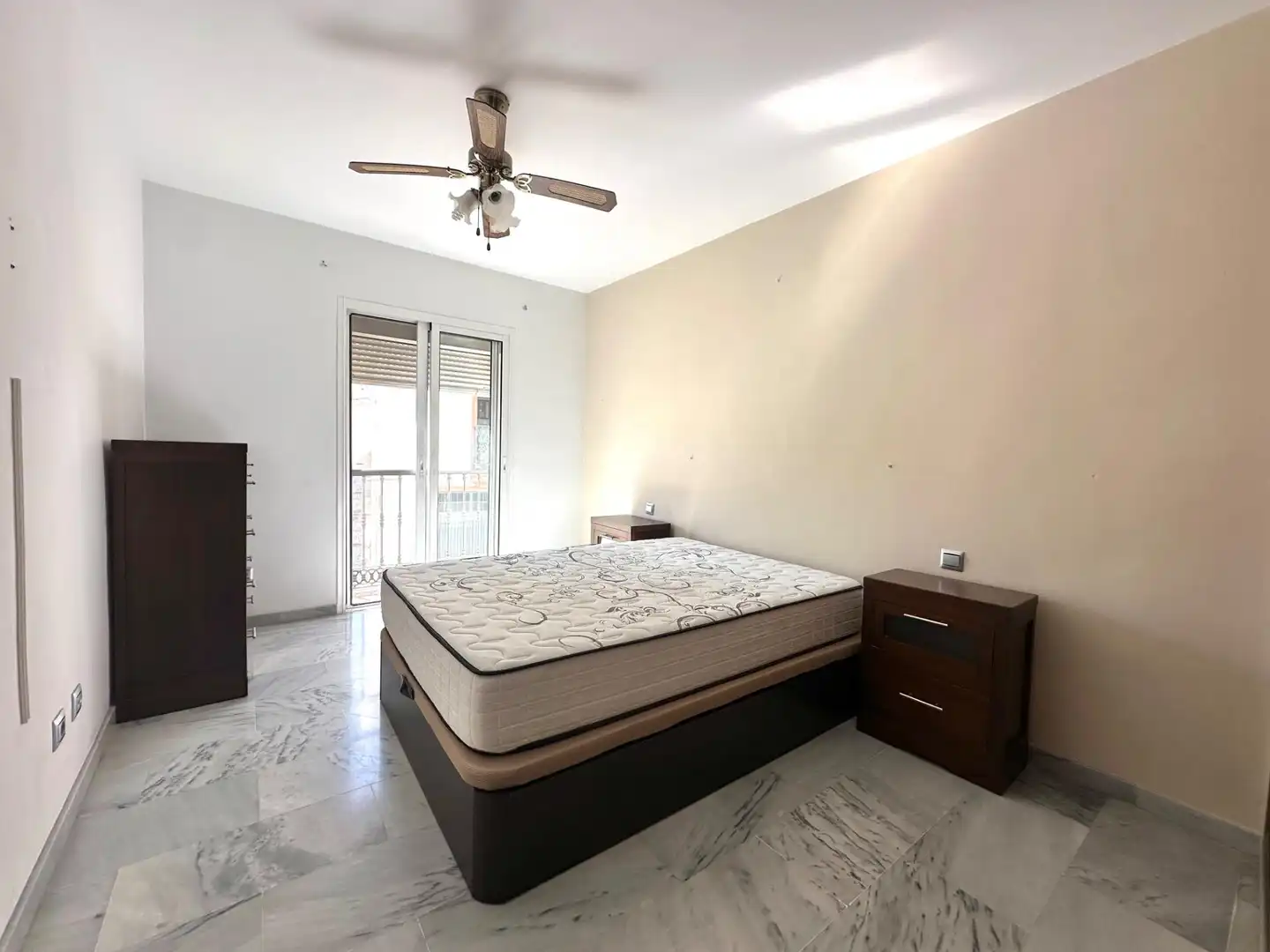Bedroom of Flat for sale in Monda  with Air Conditioner, Balcony and Community pool