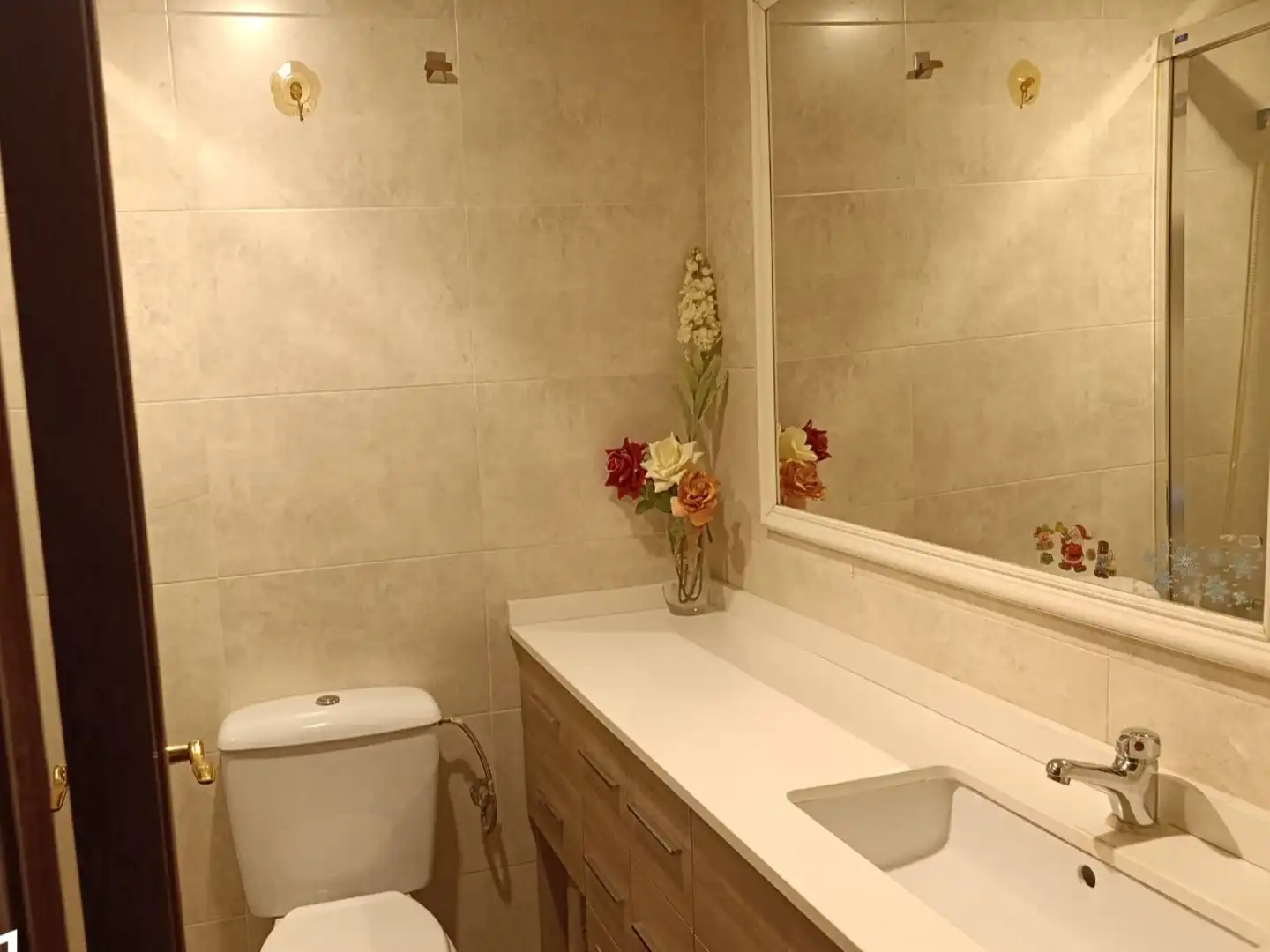 Bathroom of Flat for sale in  Granada Capital  with Air Conditioner, Terrace and Balcony