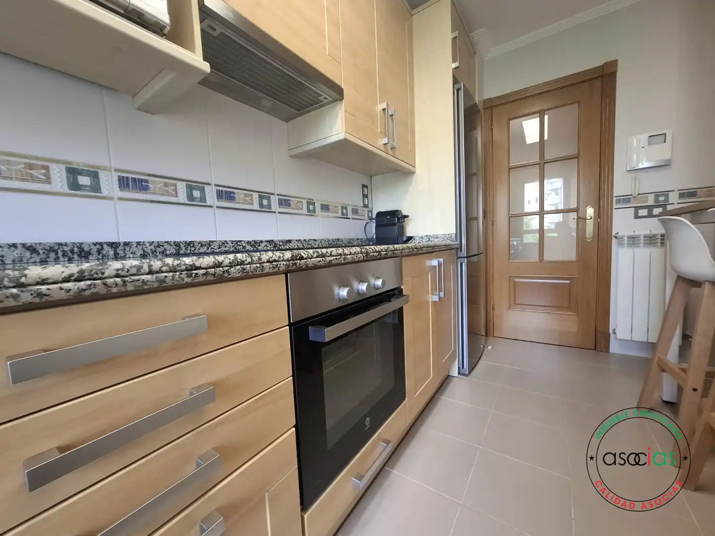 Cocina de Piso en venta en Gijón  con Calefacción y Trastero