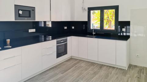 Foto 4 de Casa adosada en venta en Passatge Camí Ample-44, Eixample Residencial, Girona