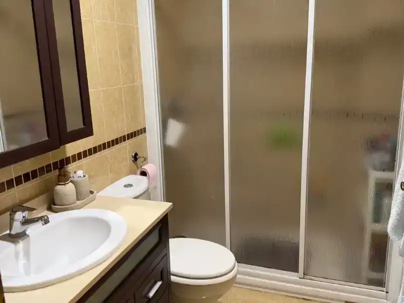 Bany de Pis en venda en Benijófar amb Aire condicionat i Balcó
