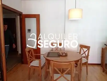 Piso de alquiler en Vitoria - Gasteiz con Calefacción y Amueblado