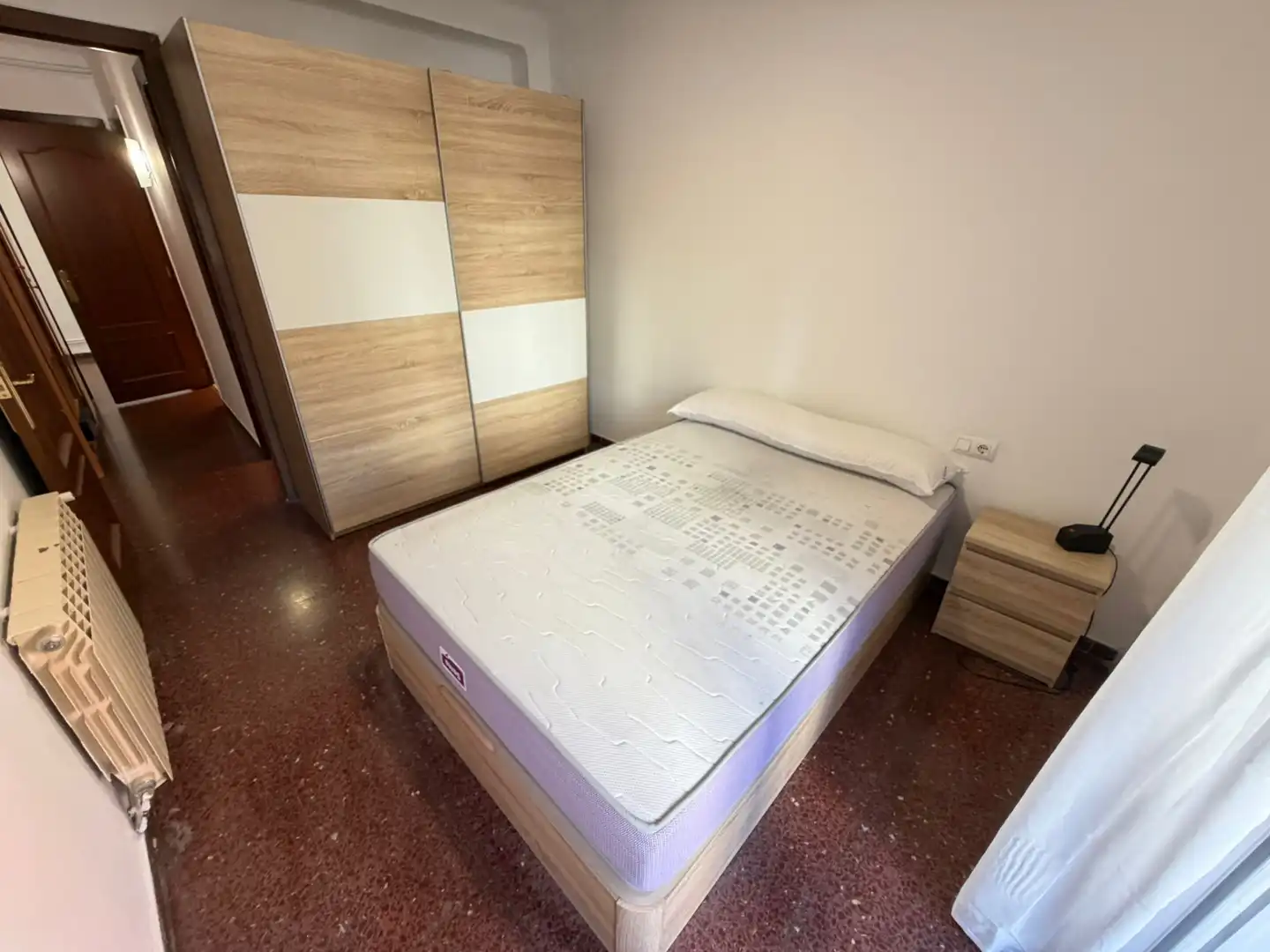 Flat for rent in Gran Passeig de Ronda, Instituts - Universitat