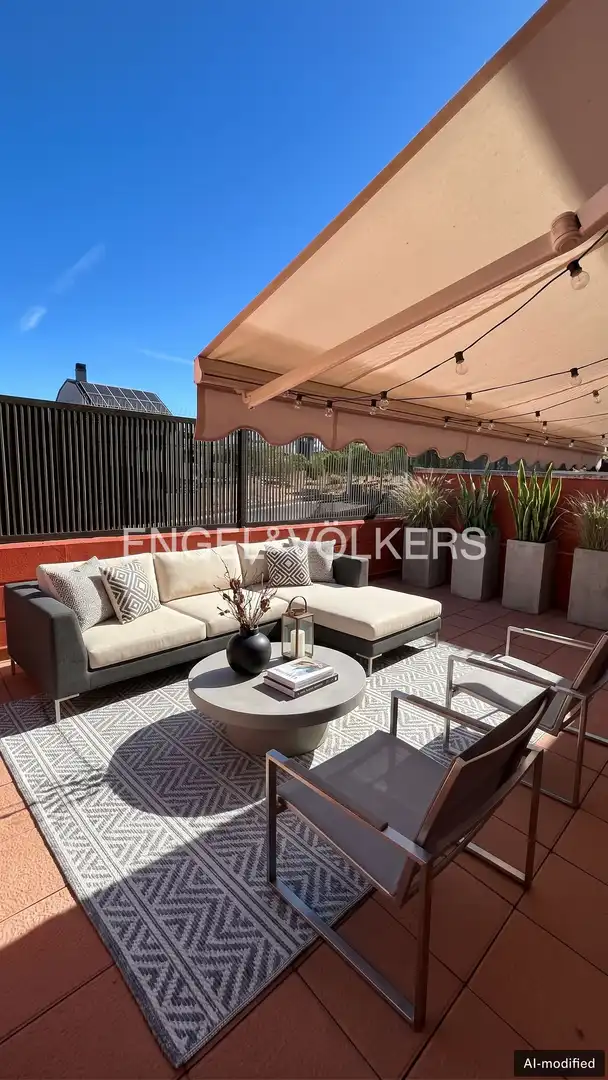 Terraced house for sale in Barajas