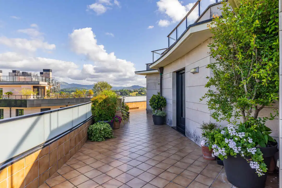 Terrassa de Àtic de lloguer en Donostia - San Sebastián  amb Aire condicionat, Calefacció i Terrassa