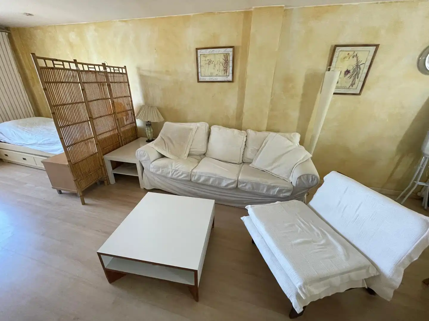 Living room of Apartments for sale in Zaragoza  with Air Conditioner, Heating and Parquet flooring