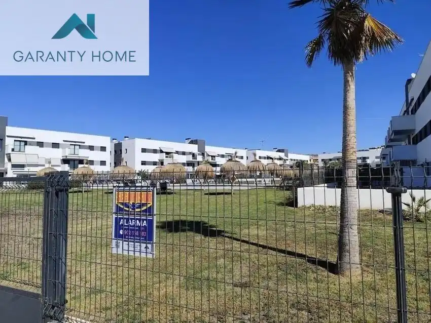 Piso de alquiler en Vélez-Málaga con Aire acondicionado, Jardín privado y Terraza