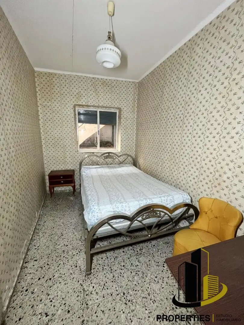 Habitación de Casa o chalet en venta en Ledrada