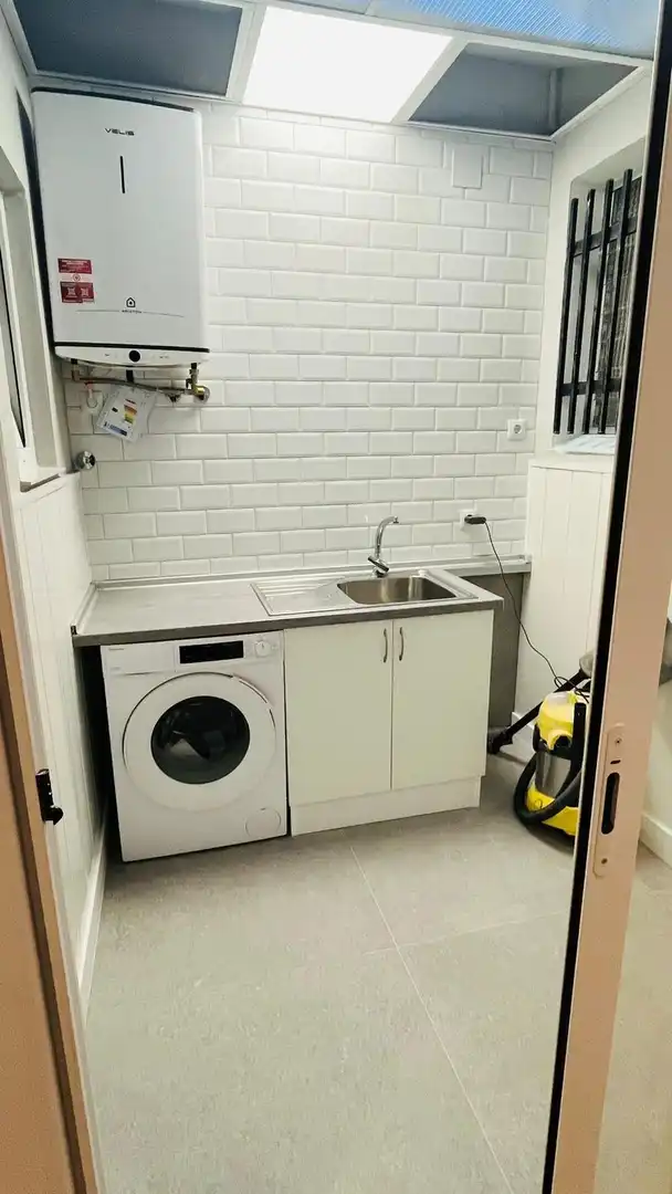 Küche von Wohnung zum Verkauf in Carcaixent mit Parkett, Terrasse und Abstellraum