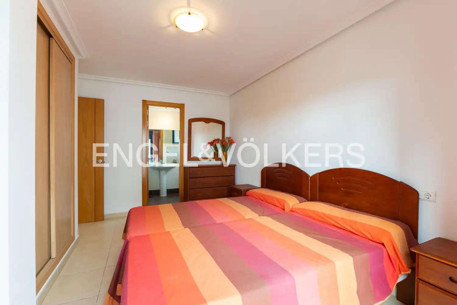 Habitación de Piso en venta en Dénia con Aire acondicionado, Calefacción y Piscina