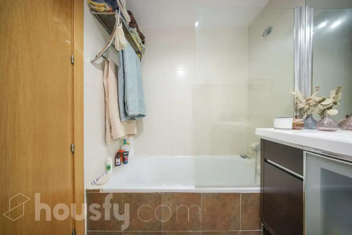 Flat with pool for sale in Cl. Castiello de Jaca ., imagen 21